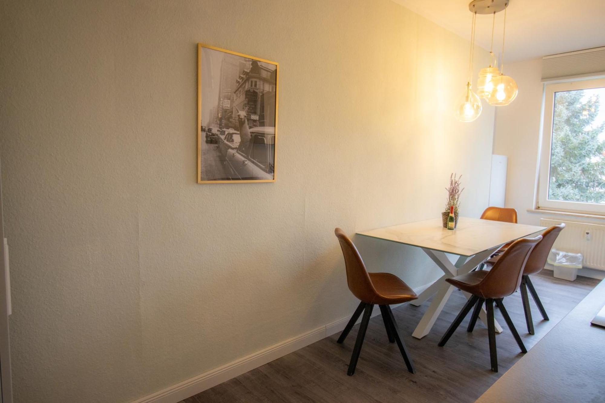 Wohnung Fuer 5 Gaeste Grosse Kueche Messe- Und Citynah Hannover Exterior foto
